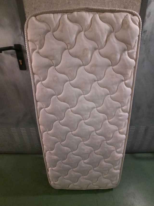 Cuna TRAMA madera lacada en blanco REBAJADA