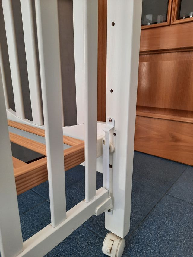 Cuna TRAMA madera lacada en blanco REBAJADA