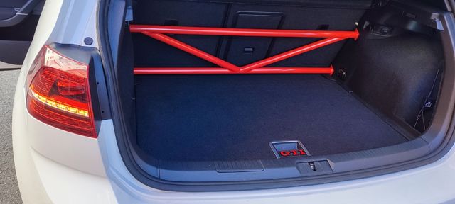 Barra refuerzo trasero VW Golf 7