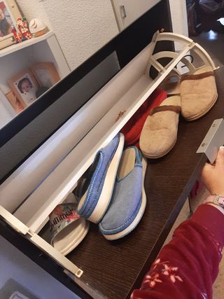 Zapatero gran tamaño