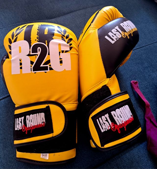 Guantes de boxeo.