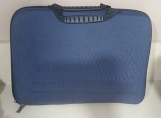 FUNDA PARA TABLET, PORTÁTIL, PANTALLAS PARA COCHES