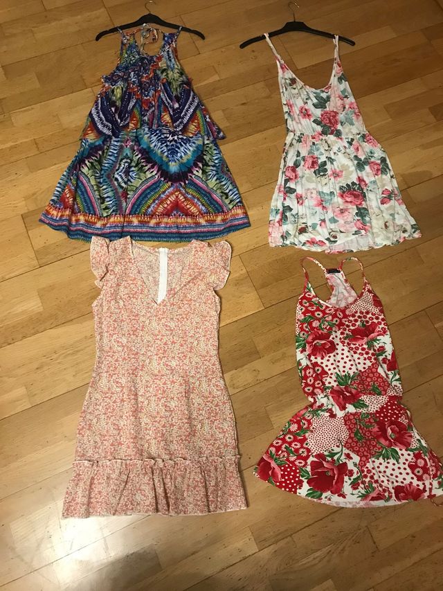 Lote de vestidos