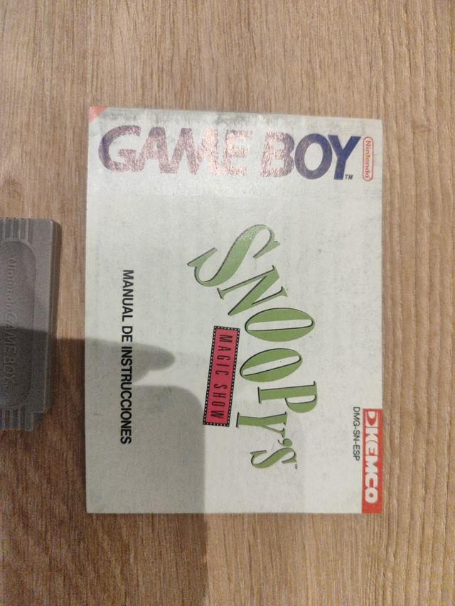 Snoopys GAME BOY +libro instrucciones