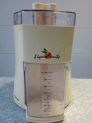 licuadora Taurus nueva