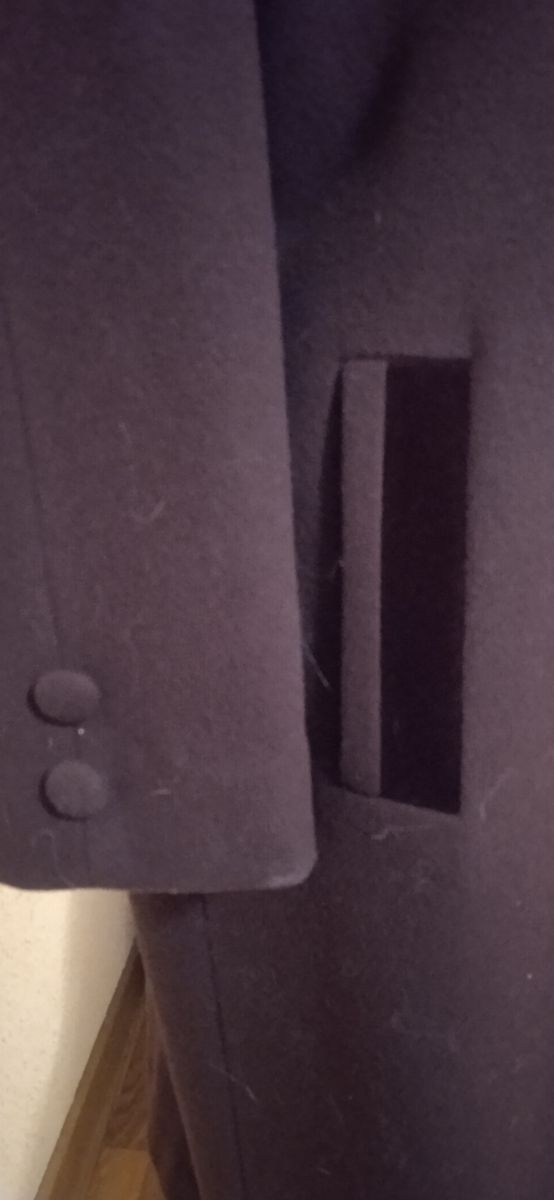 Abrigo de lana granate 