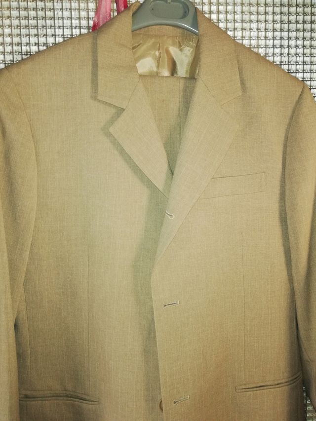 traje de caballero cualquier evento color camel