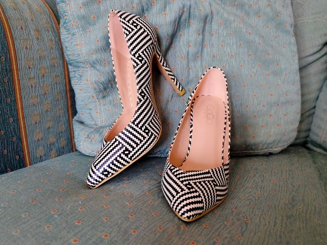 Décolleté bianco e nero