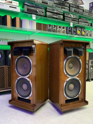 Altavoces SANSUI SP-G300 únicos en España 