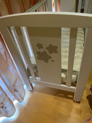 Cuna bebé marca TRAMA