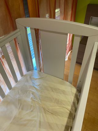 Cuna bebé marca TRAMA