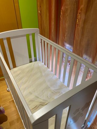 Cuna bebé marca TRAMA