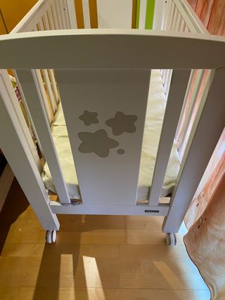 Cuna bebé marca TRAMA