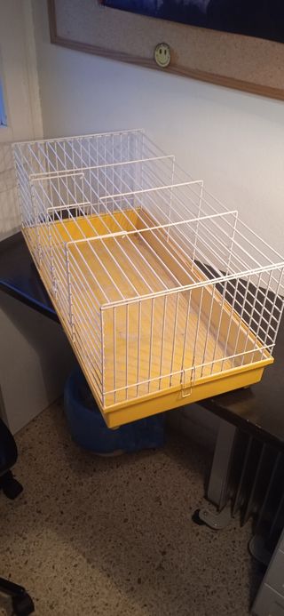 JAULA GRANDE PARA CONEJO O COBAYAS