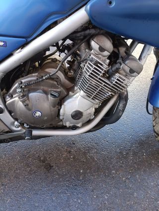 MOTO YAMAHA DIVERSION XJ 600 S