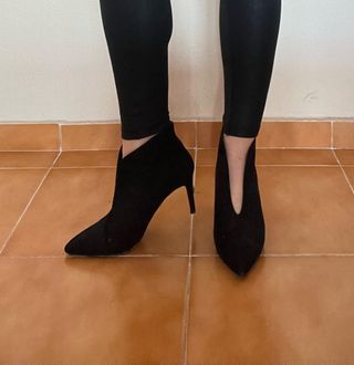 zapatos tobilleros con tacón, Zara