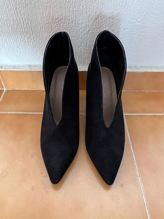 zapatos tobilleros con tacón, Zara