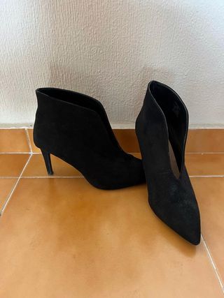 zapatos tobilleros con tacón, Zara