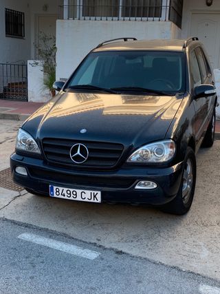 Mercedes-Benz Clase M 2004
