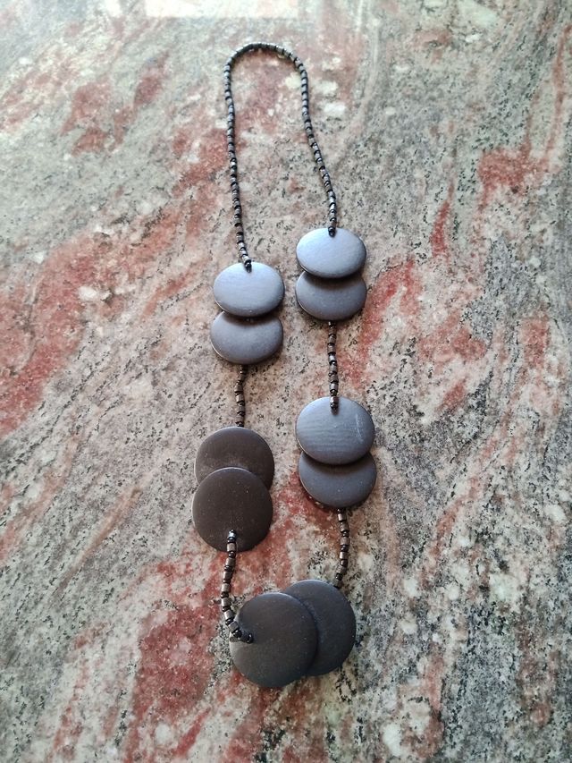 Collana da donna con bigiotteria