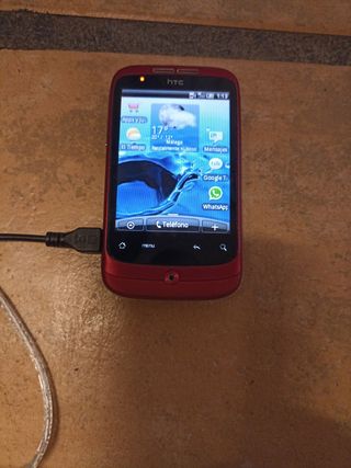 móvil htc wildfire rojo