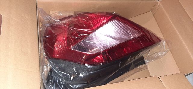 piloto trasero izquierdo Renault megane 2