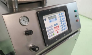 EMBUTIDORA CON VACÍO SIA EMB-4002D