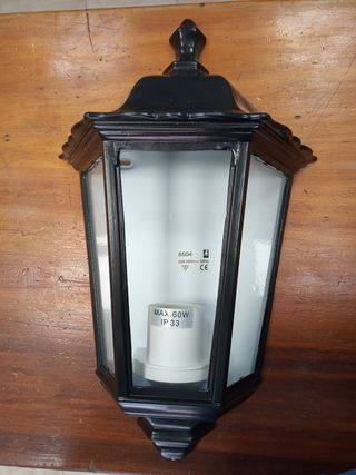 Farol pared negro