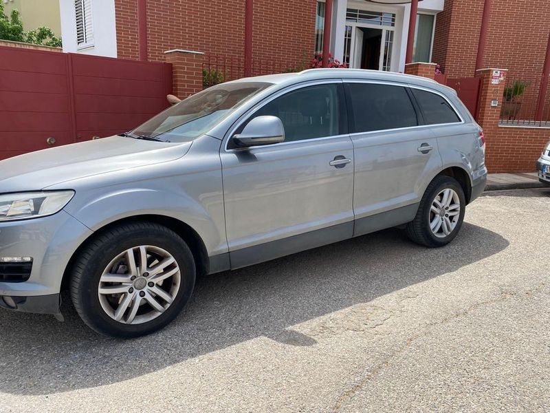 Audi Q7 2009 - foto 1