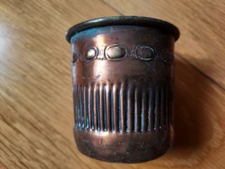 Vasos bronce decorados