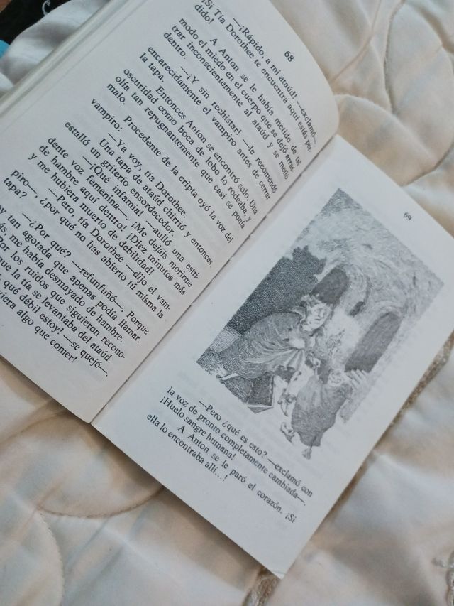 libro el pequeño vampiro