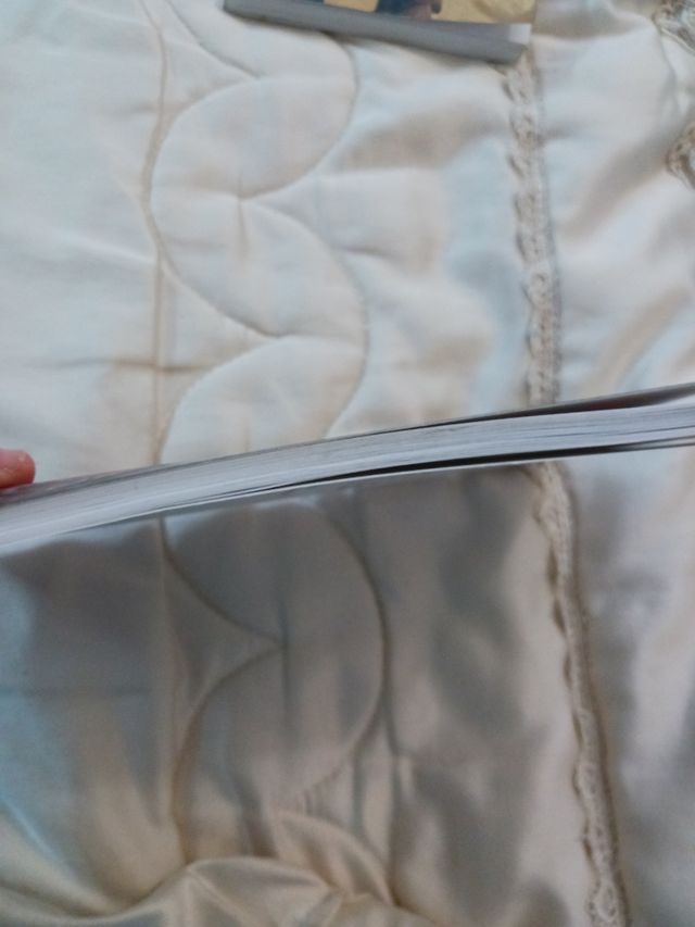 libro cando petan na porta pola noite