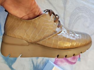 Zapatos Charol Beist. Hispanitas. Talla 39