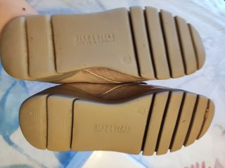 Zapatos Charol Beist. Hispanitas. Talla 39