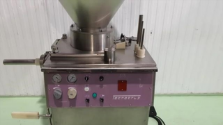 EMBUTIDORA CON VACIO TECNOTRIP EC4N