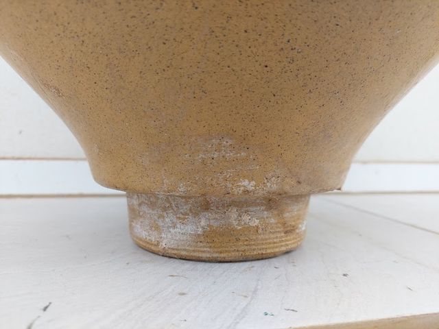 Antiquisimo retrete de barro vitrificado S.XIX