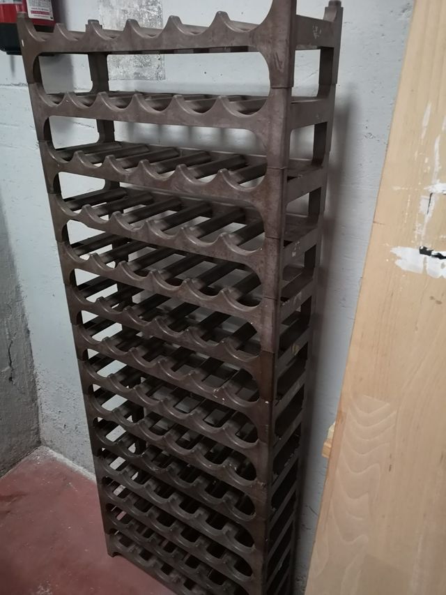 estanteria vinos