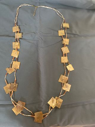 Collana di bigiotteria usata pochissimo