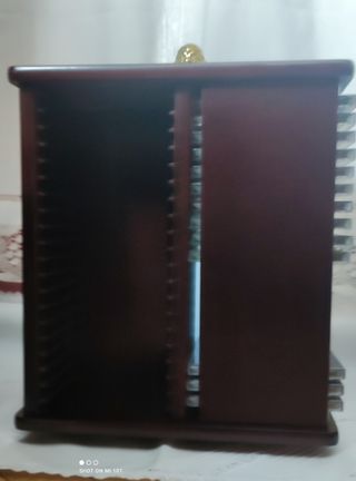 Mueble organizador de CDS