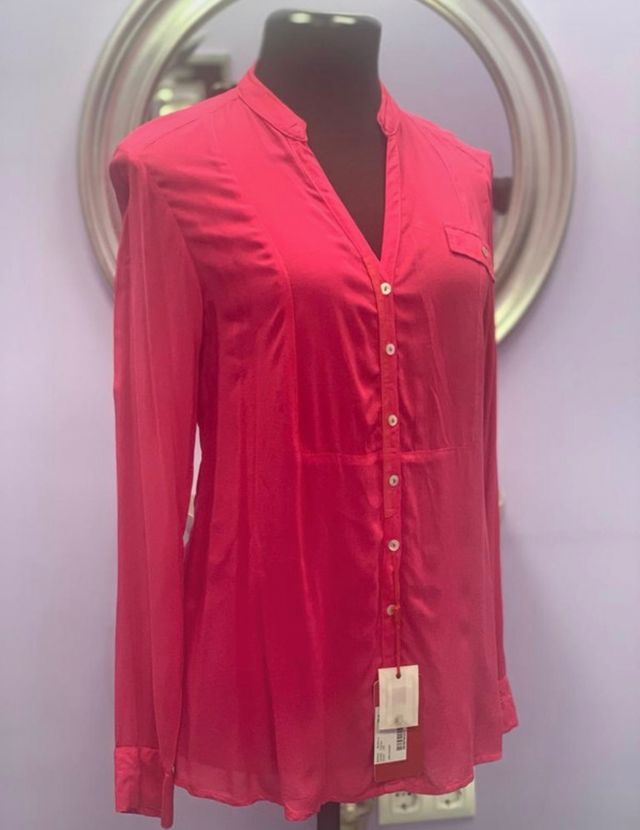 Camisa fucsia de Jocavi