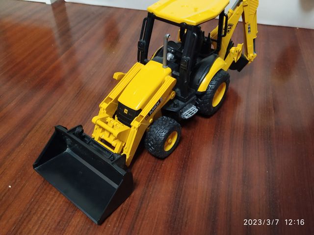 Pala retroexcavadora Bruder JCB Midi Cx