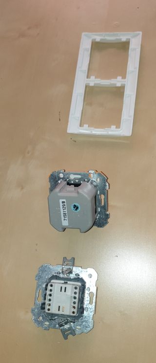 Interruptor regulable  de  luz  Venta/intercambio