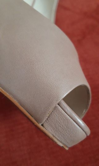 Zapatos beis corte salón  Zara Collection