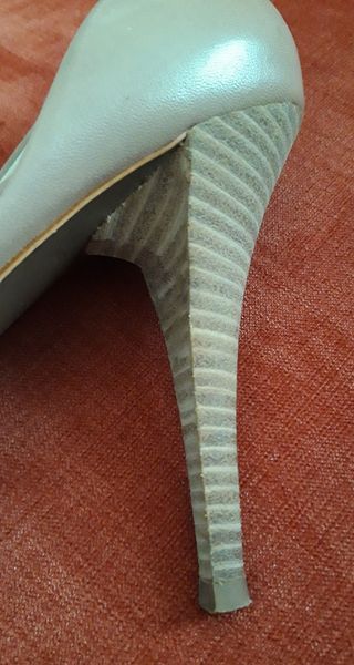 Zapatos beis corte salón  Zara Collection