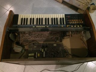 Órgano HAMMOND SOUNDER | Requiere revisión