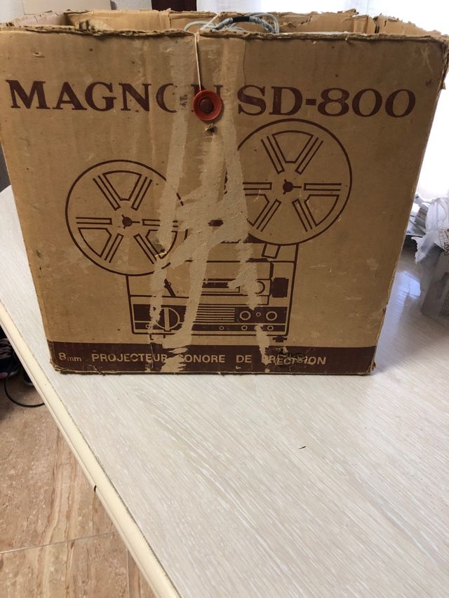Proyector magnon sd 800.