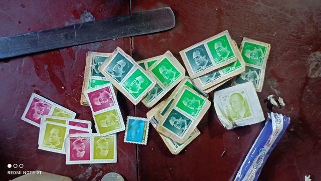 lote de sellos unos 70 sellos