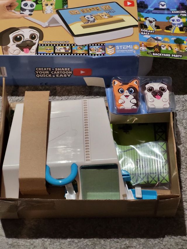 Juguete infantil toaster pets cartoons studio