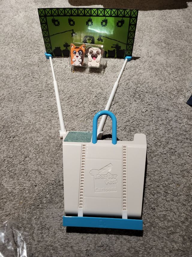 Juguete infantil toaster pets cartoons studio