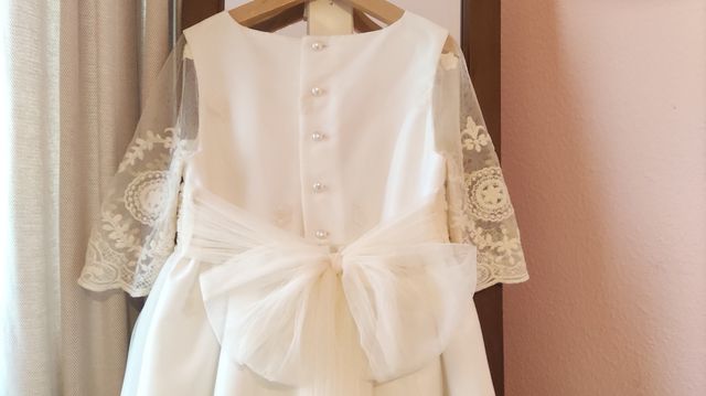 VESTIDO COMUNIÓN TIZZAS TALLA 115+CANCÁN DE REGALO